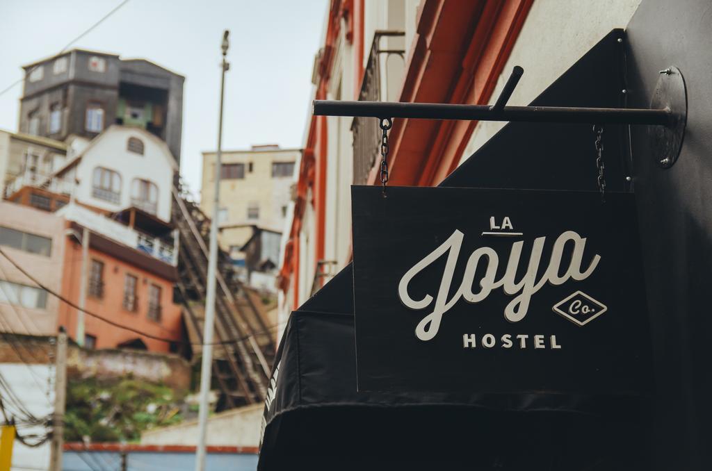 فالبارايسو La Joya Hostel المظهر الخارجي الصورة